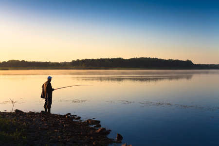 Seasonal Shore Fishing in the UK: Best Times and Places Throughout the Year